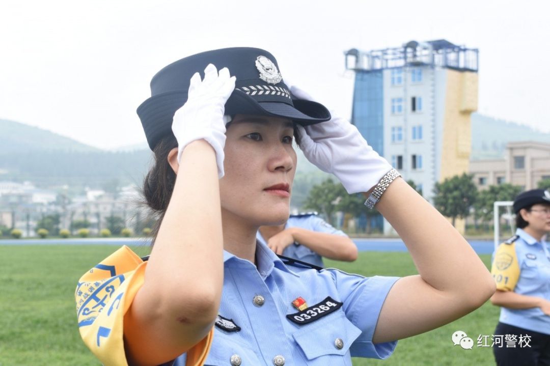你踏入红河警校参加培训的那天吗?