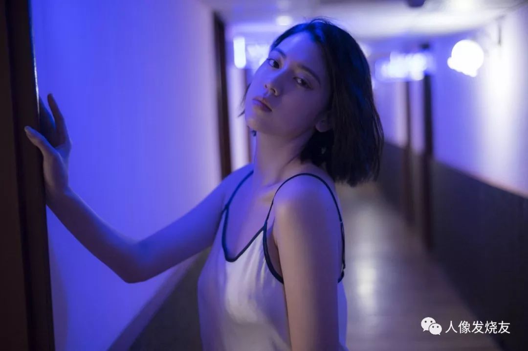 尤物三吉彩花