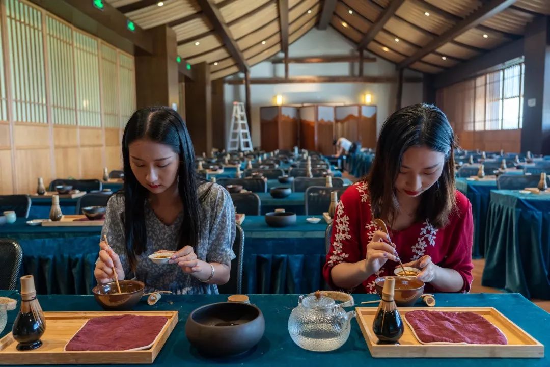 大径山双人穿越之旅,解锁禅茶"心"体验.