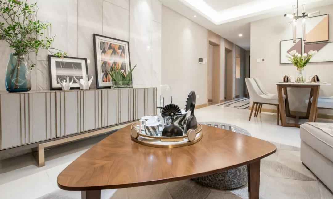 甲醛问题再掀热潮?劣质家具用不得,血淋淋的甲