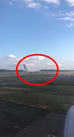 国航回应波音777客机空中引擎着火：疑似遭遇鸟击，正排查原因