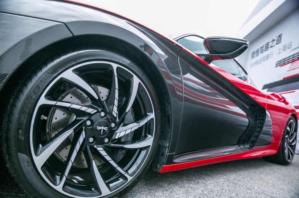 抓地力最好的轮胎排行 b77b46c709e541c5a3d42b1ef1248cf2.jpeg