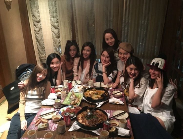 四十人聚餐游戏 d8cfb5c49aed4a449a2f1428aa9c4448.jpeg