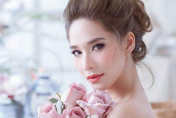 泰国10大一线女明星帕德容琶砂楚居榜首有你喜欢的吗