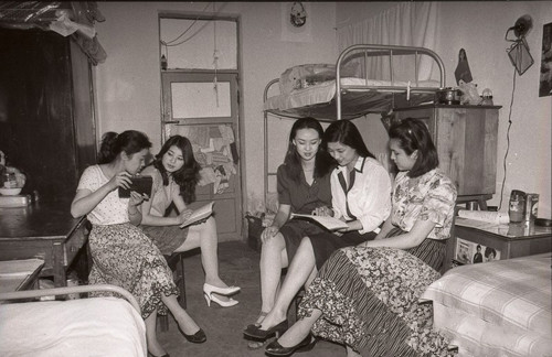 怀旧老照片上世纪80年代中国人的夜生活