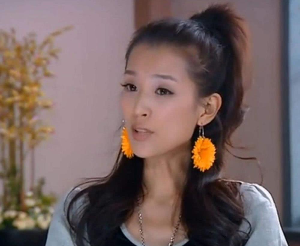 什么叫做有少女感 1cc275be6d734c5799bbd1f0a033c168.jpeg