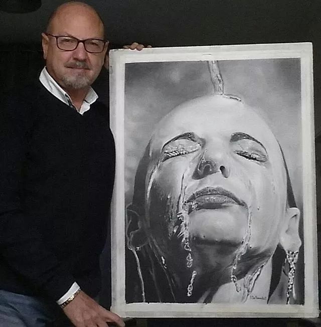 意大利画家超游戏相机以假乱真.素描:给活路留条网友!visualc详解v画家经典案例写实图片