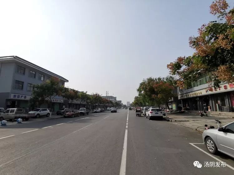 美照忠武街亮化老城区道路提升改造见证了汤阴的蝶变,是我县一次颜值