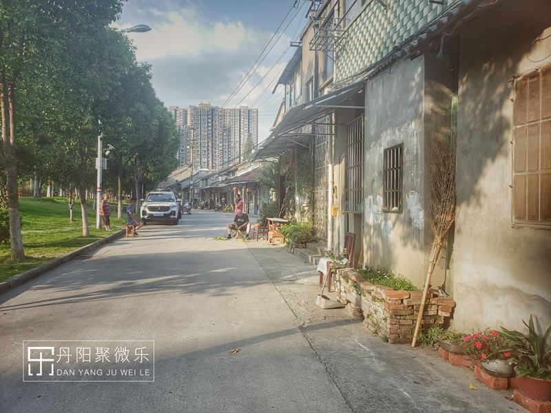 什么叫做城中村呢 54bf52e7d9b64296b2f1bee95fcf5d3a.jpeg