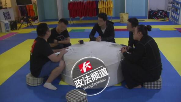 參與「撕名牌」遊戲，長沙18歲女學生小腿韌帶斷裂 遊戲 第5張