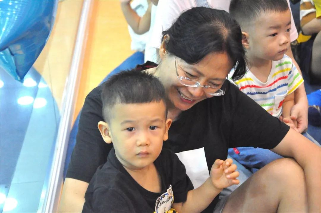 月旦猜成语_看图猜成语(3)