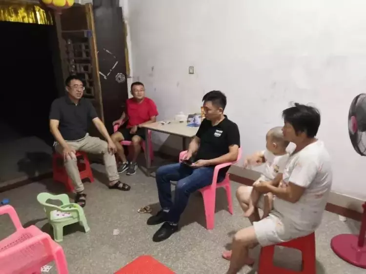 南安市政府副市长洪永佳带队到丰州镇召开"两溪一湾"项目重点节点征迁