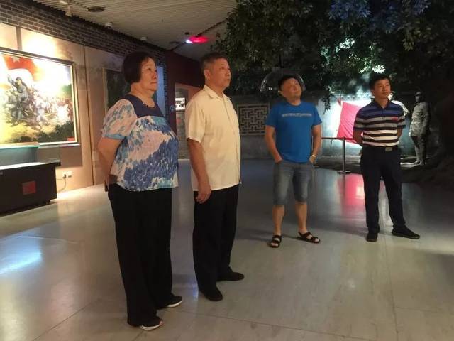 老红军陈忠献之子陈磊一行来中央苏区闽西历史博物馆参观组图