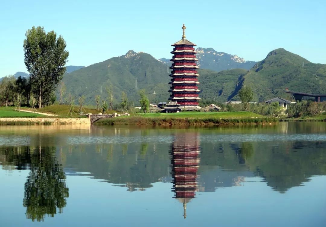 首开房地承建的apec会议园区的怀柔雁栖景观塔 返回搜