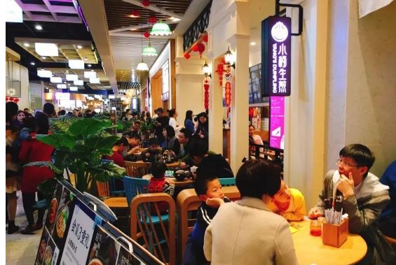 电子小吃疾餐为何越来越火？餐饮人应留意的强盛品牌空间！(图10)