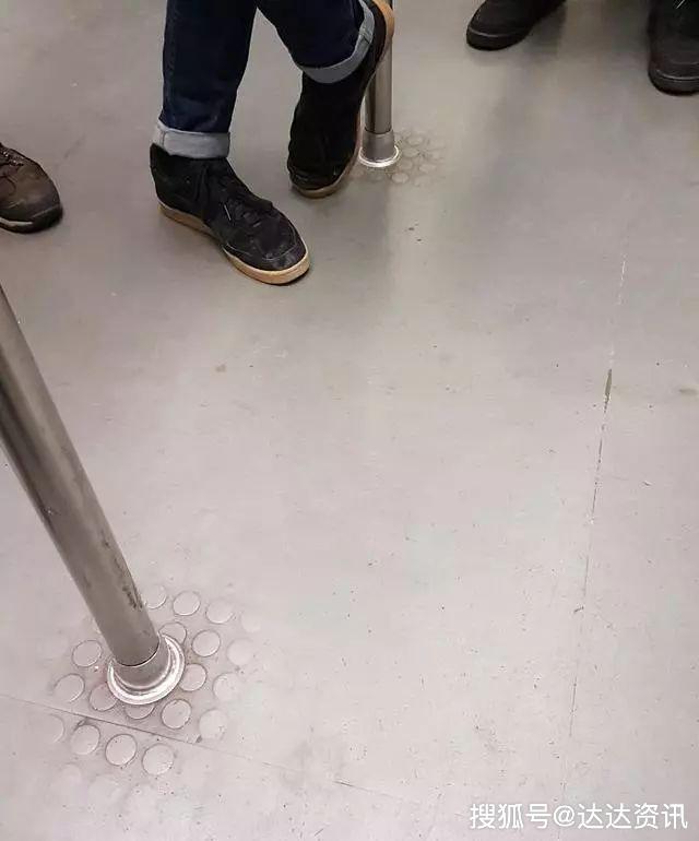 c82bac01cead4051aa2b4cfed686b64a.jpeg