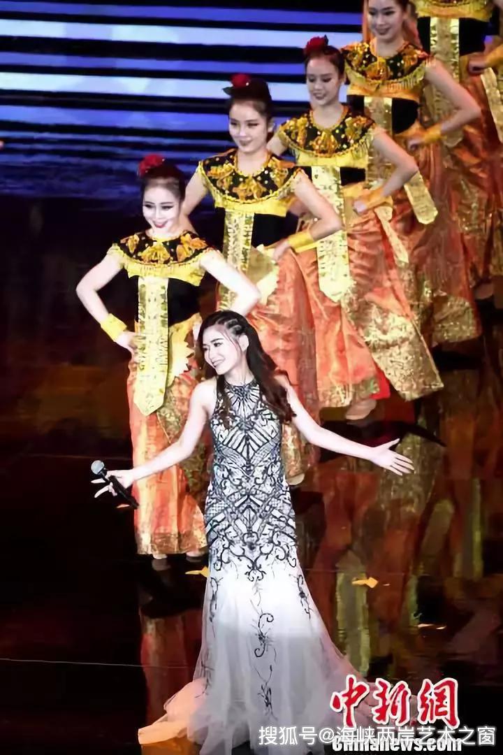 印尼美丽梭罗河曲谱_美丽的梭罗河二部简谱(2)