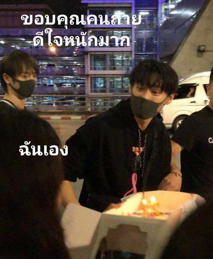 肖战抵达泰国 29e7836256674ef2b91f7b7fc391e016.jpeg