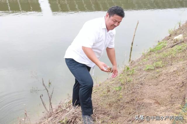 程佑河:虽然整个基地的面积较大,但实际管理上用到的人力并不多