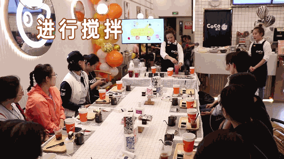 coco都可又放大招果趣咖啡清爽出道喝一次就上瘾