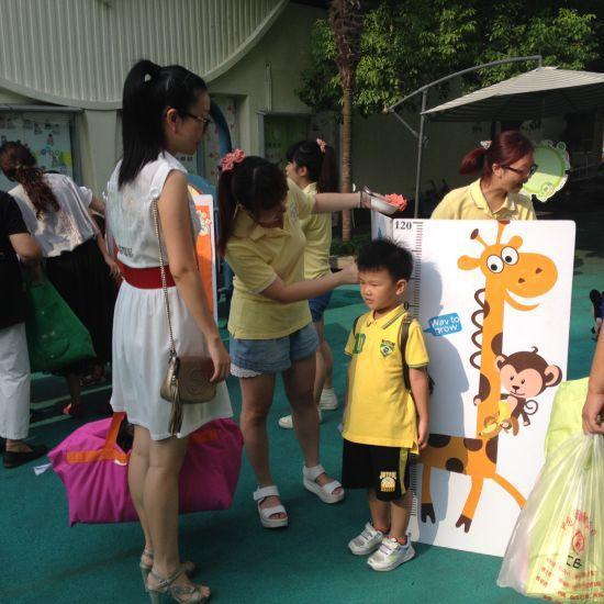 『蓝象宝贝育儿』育儿课堂：孩子身上有4个特点，将来多半是高个，哪怕占2个也好