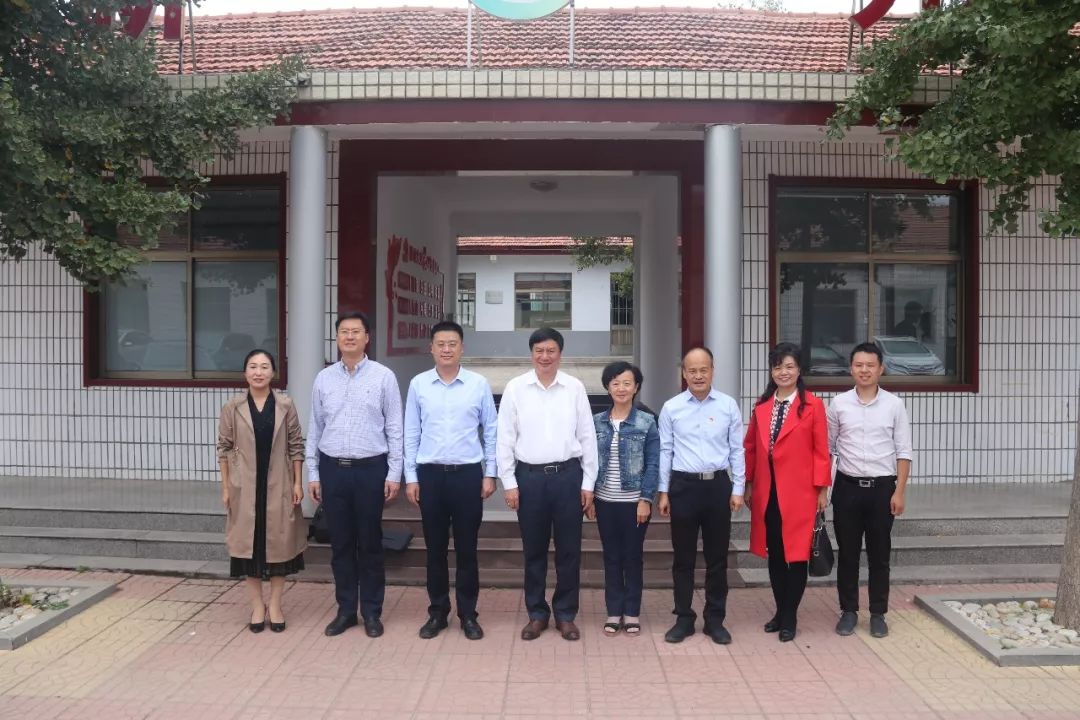 山东理工大学校长特别助理,欧洲科学院院士兰玉彬专家团队一行到柳山
