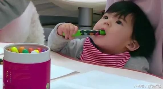 「父母必读」全国爱牙日 | 孩子怎么刷牙，这篇文章操作性最强！