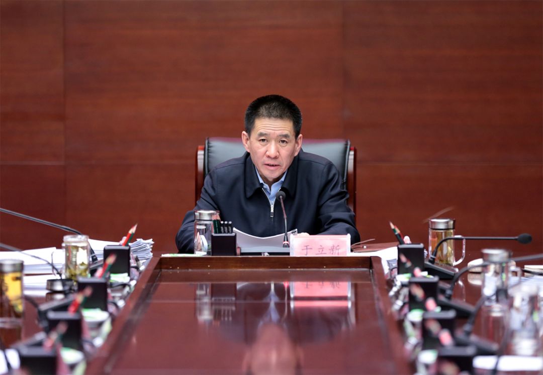 于立新姜宏专题研究呼伦贝尔市中心城区饮用水工作时强调加快恢复供水