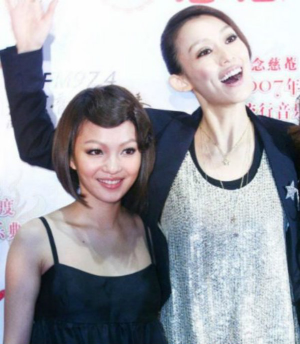 范玮琪再上热搜 八一八真假闺蜜背后的故事