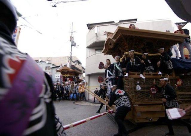 前往日本大阪的岸和田城下町 带你深度领略彩车祭的独特魅力 城镇