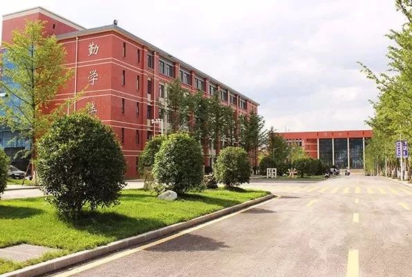 f7024b4ad5b14731990bc6e3d5f7d4af.jpeg