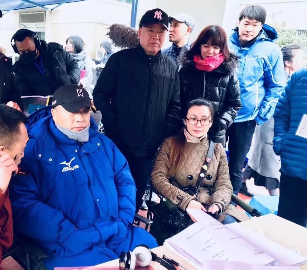 主旋律如何在寒冬中实现商业逆袭丨专访陆战之王导演康洪雷出品人智玥