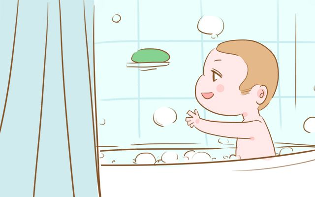 「蘑菇老师」原创为何多数宝宝洗澡总哭闹？家长这些错误不改正，难怪娃洗澡不配合