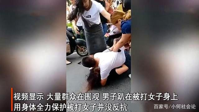 男流氓扒女生内衣图片_女生内衣(3)