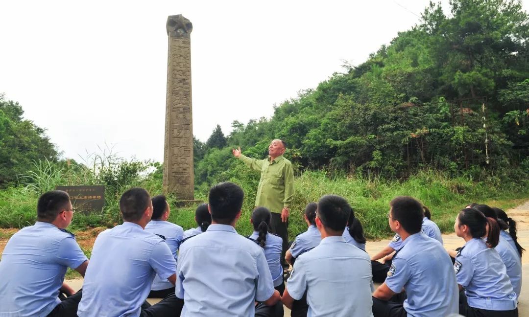 【多图首发】重庆市垫江监狱用快闪献礼祖国70华诞!