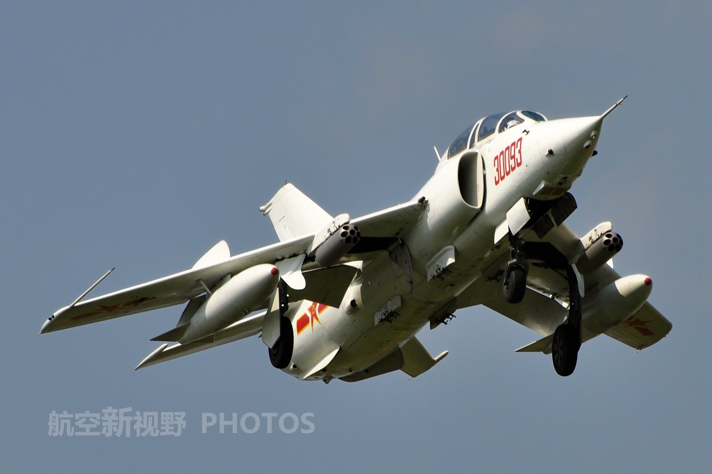 中国空军强5强击机图集国产第一款专业攻击机
