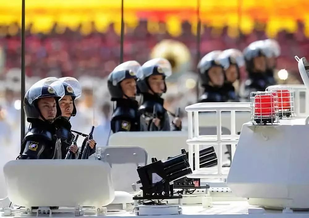 辉煌70周年，历年国庆阅兵珍藏照片大曝光！速看！