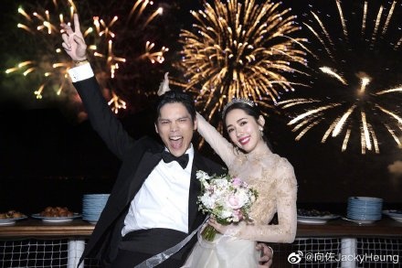 甜到齁!向佐郭碧婷婚礼照曝光 萧敬腾唱祝歌