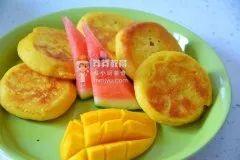 怎样发玉米面贴饼子 9e22ba7f4ffa426a987c74c2f1d2646b.jpeg