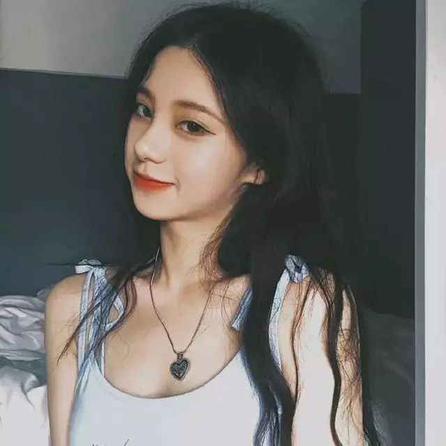 如何认识有钱的女生 c9b82f13e7534b2ea529063254937c8d.jpeg