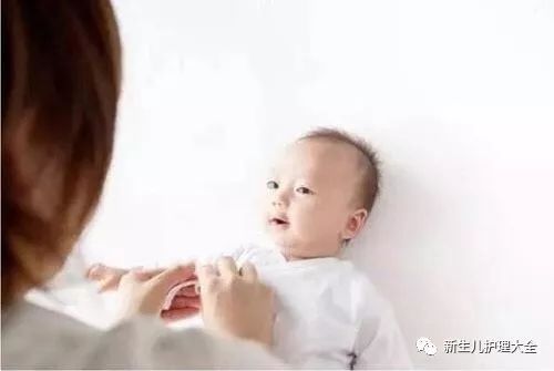 『新生儿护理大全』季节交替，宝宝保暖有妙招