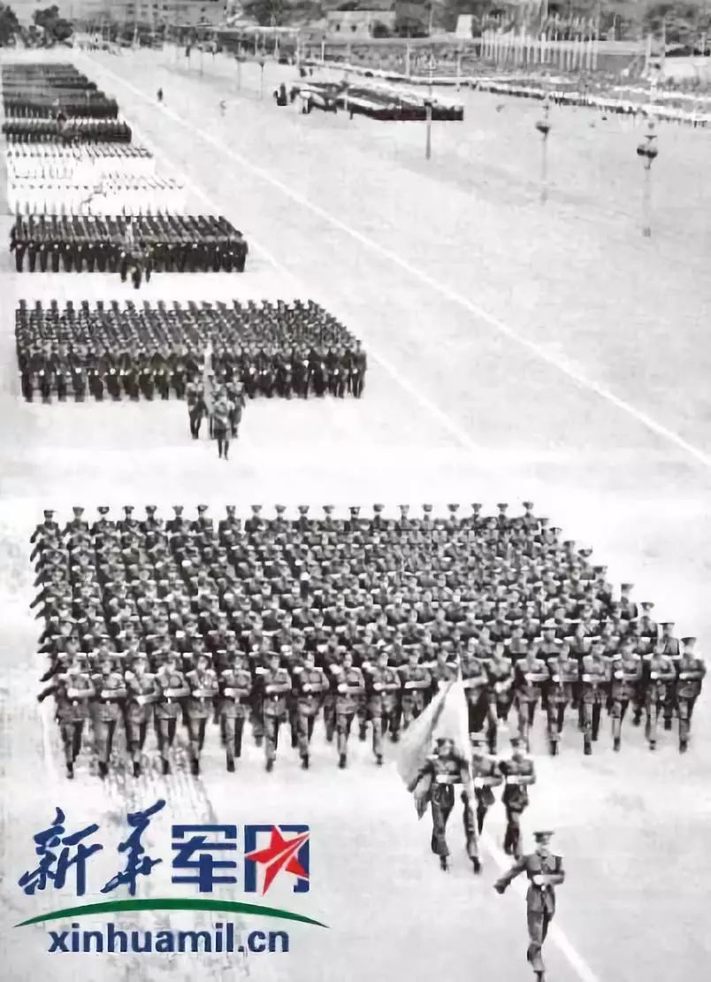 辉煌70周年,历年国庆阅兵珍藏照片大曝光!速看