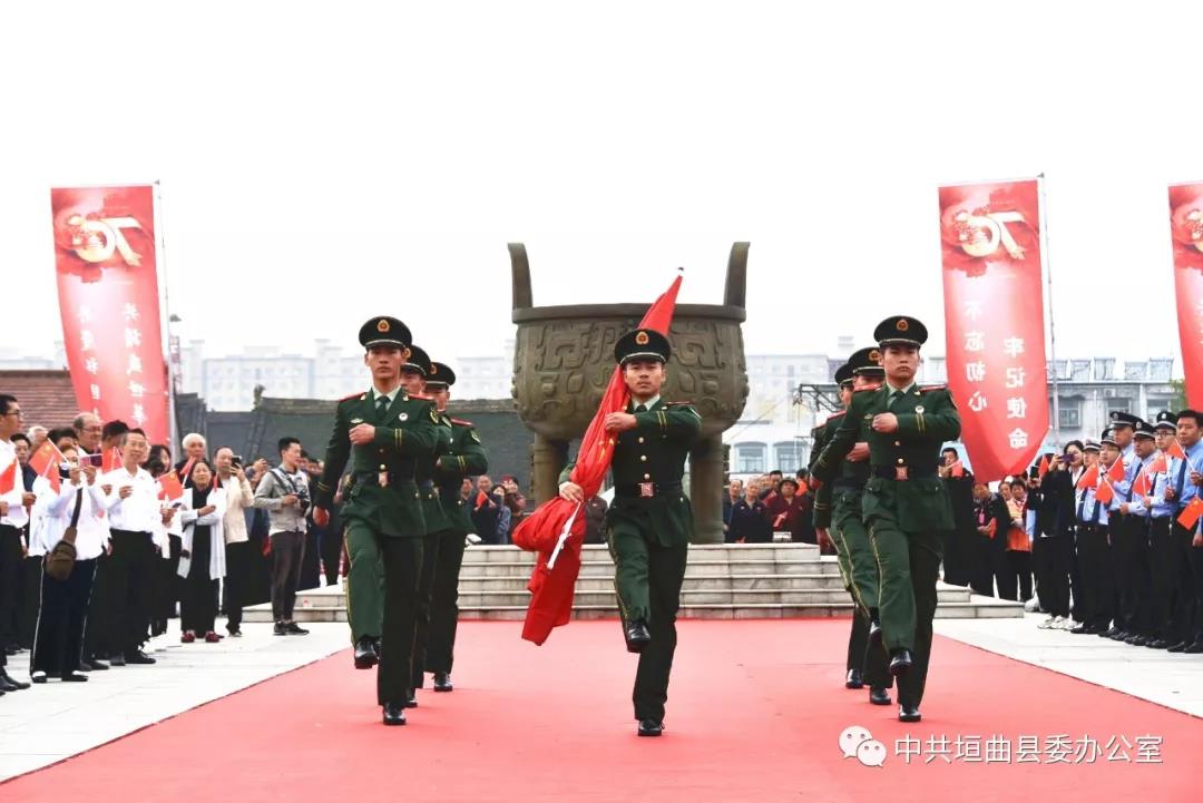 耳朵眼睛衣服心猜成语