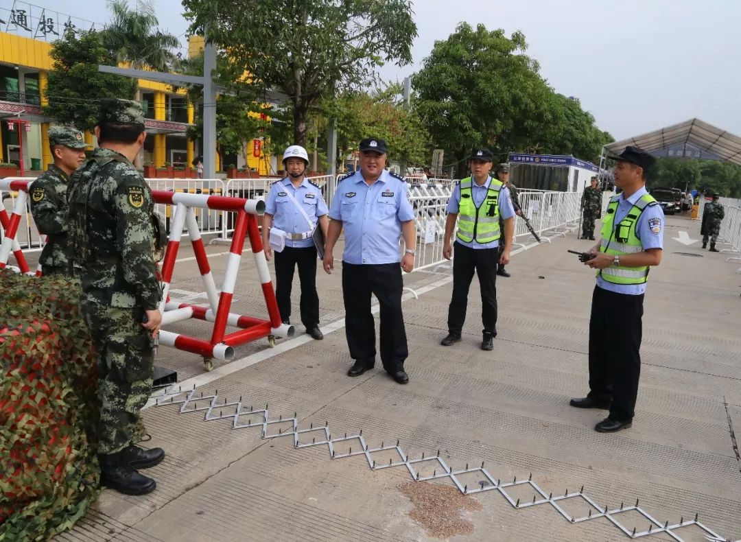 武鸣警方筑"两会"安全屏障!抓获5盗窃手机嫌疑人@武鸣云_相关