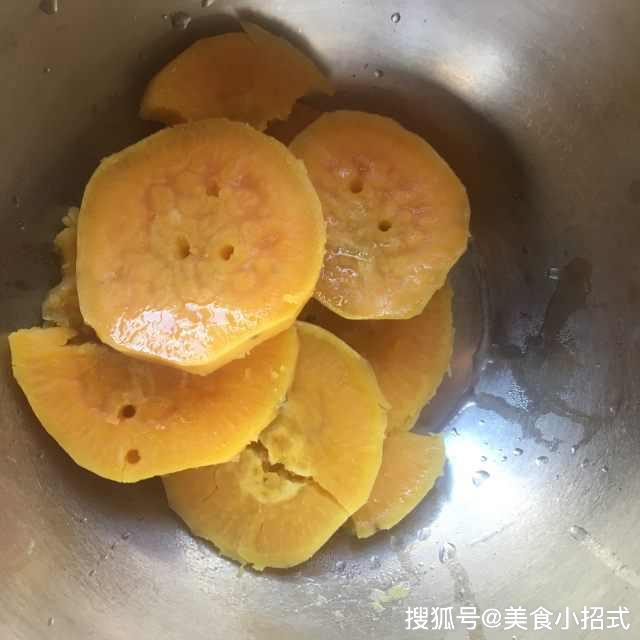 39c2eb8d2f684411bd7de8737af10c80.jpeg