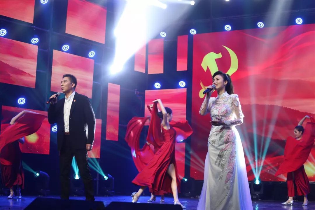 第三篇章《唱响新时代》  演唱: 颜晓慧,陈文彬,叶高峰,孔春恒,夏卉