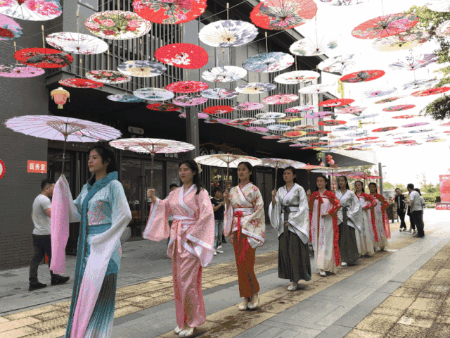 本土乡村美食节,乡村音乐节.