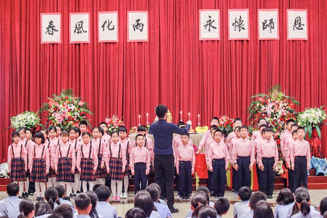 同时,太湖大学堂第一届毕业生王午鸣同学也以信件的方式向南爷爷汇报