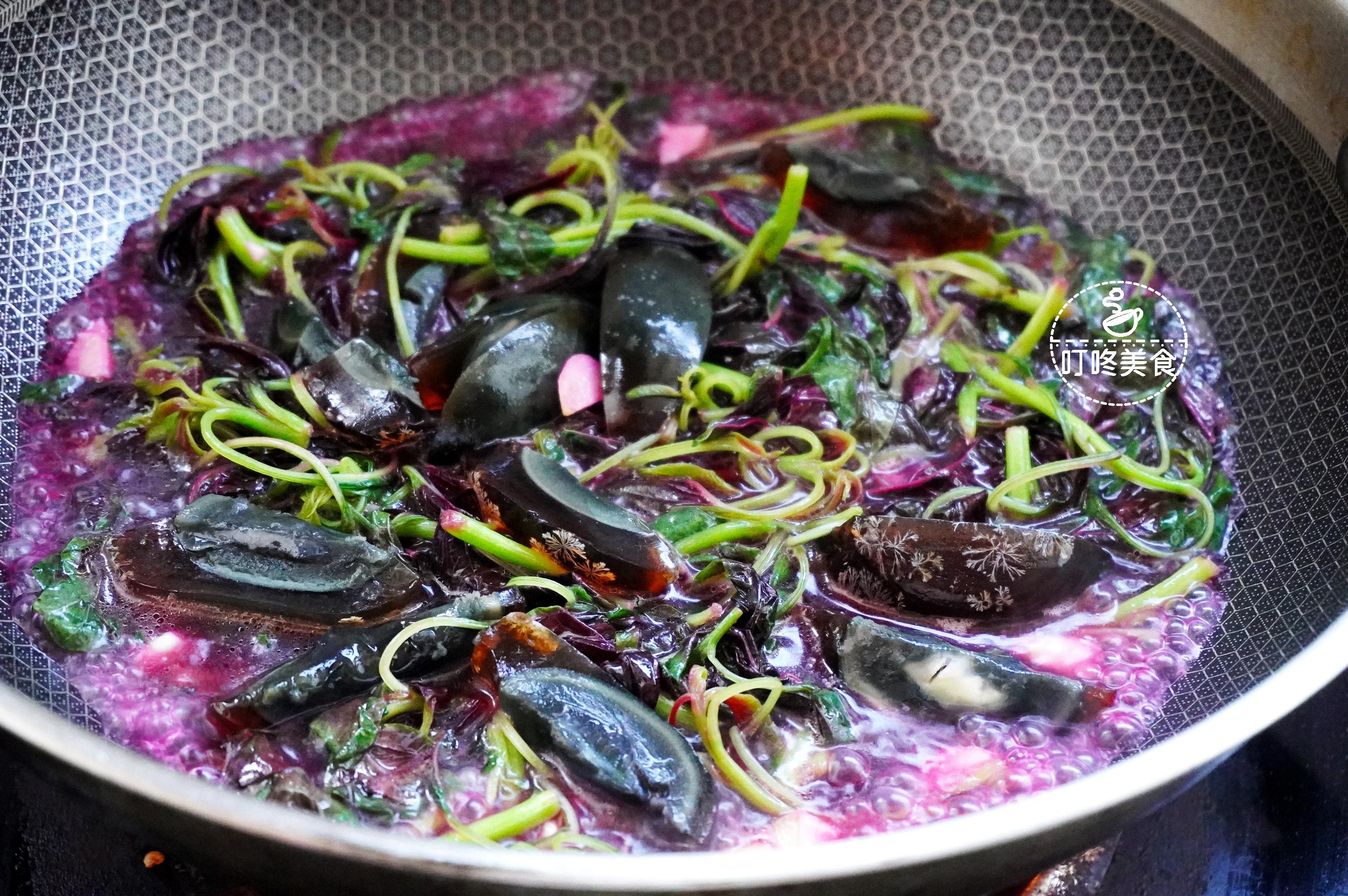 碗里的上汤紫苋菜_一叶美食-站酷ZCOOL
