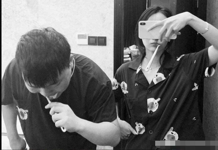 虎牙承认侮辱Uzi是电竞巨婴后,女友微博回应引